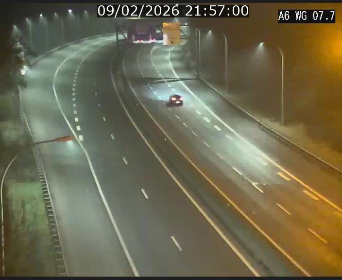 <h2>Traffic live webcam Luxembourg - Bridel - A6 - BK 7.7 - direction Belgique</h2>