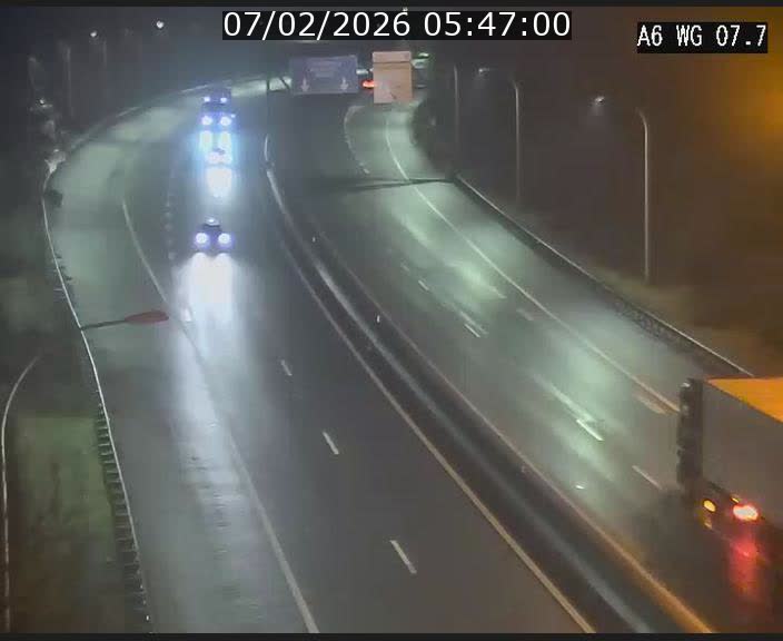 <h2>Traffic live webcam Luxembourg - Bridel - A6 - BK 7.7 - direction Belgique</h2>