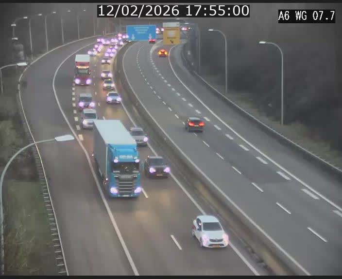 <h2>Traffic live webcam Luxembourg - Bridel - A6 - BK 7.7 - direction Belgique</h2>