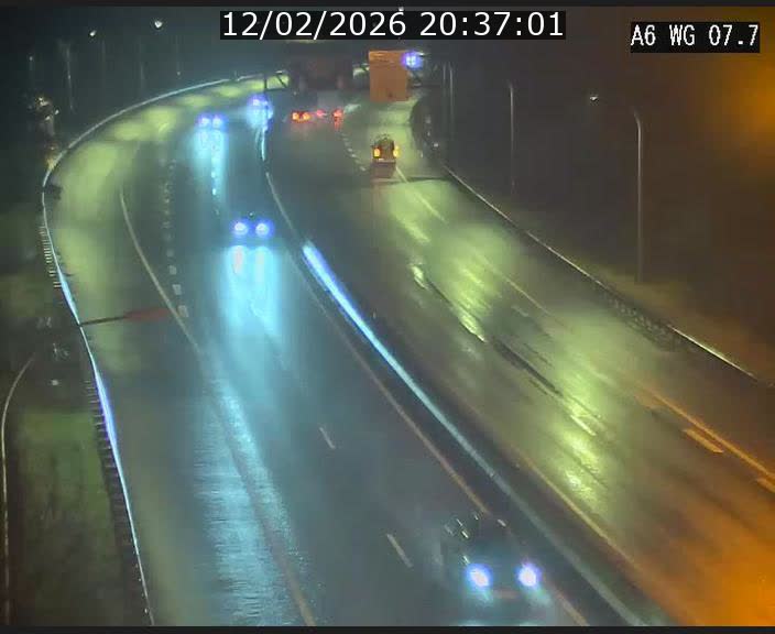 <h2>Traffic live webcam Luxembourg - Bridel - A6 - BK 7.7 - direction Belgique</h2>
