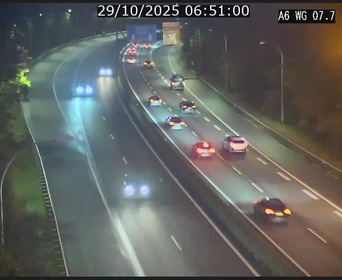 <h2>Traffic live webcam Luxembourg - Bridel - A6 - BK 7.7 - direction Belgique</h2>