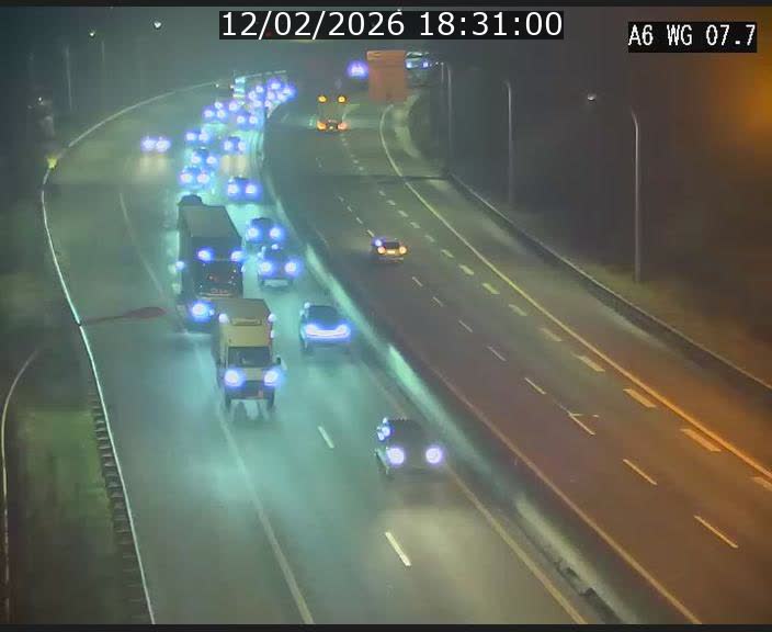 <h2>Traffic live webcam Luxembourg - Bridel - A6 - BK 7.7 - direction Belgique</h2>