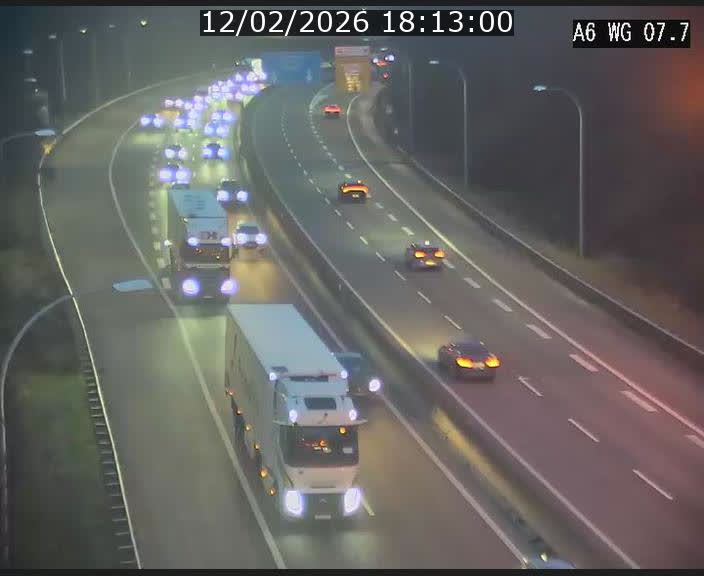 <h2>Traffic live webcam Luxembourg - Bridel - A6 - BK 7.7 - direction Belgique</h2>