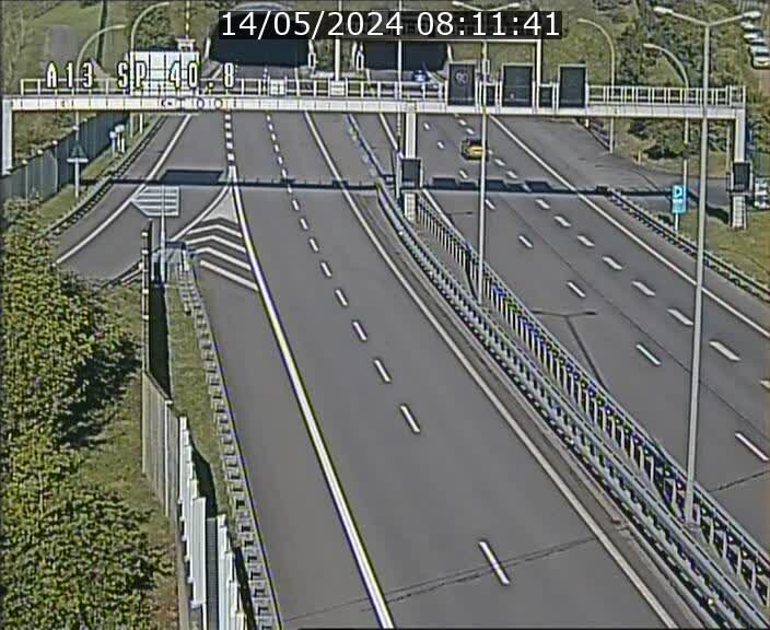 Webcam avec vue sur l'entrée côté allemand du tunnel Markusbierg à Schengen. Vue orientée vers le tunnel et Bettembourg