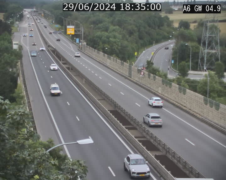 <h2>Traffic live webcam Luxembourg Croix de Cessange - A6 - BK 4.9 - direction Belgique</h2>
