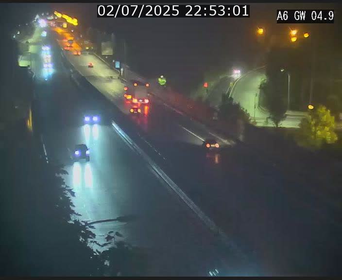 Traffic live webcam Luxembourg Croix de Cessange - A6 - BK 4.9 - direction Belgique