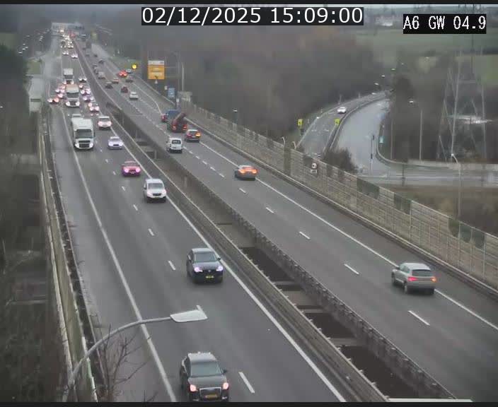 <h2>Traffic live webcam Luxembourg Croix de Cessange - A6 - BK 4.9 - direction Belgique</h2>