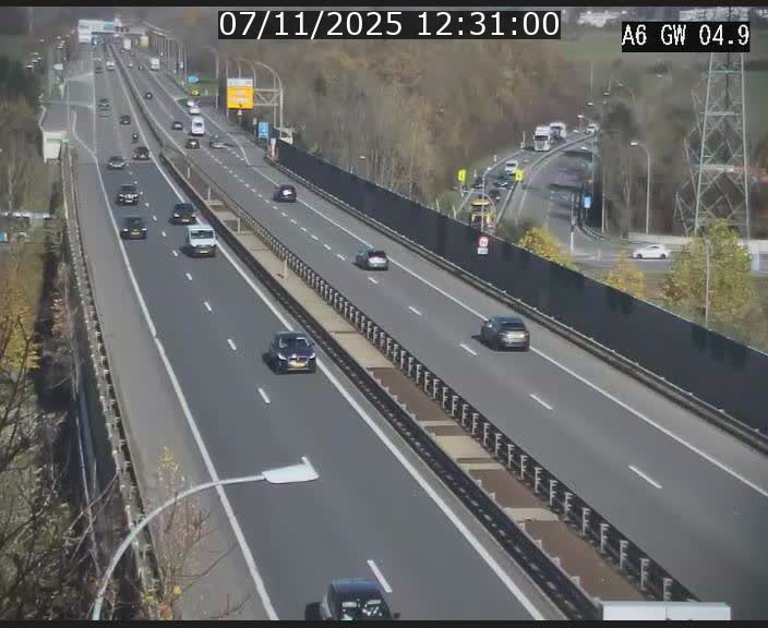 <h2>Traffic live webcam Luxembourg Croix de Cessange - A6 - BK 4.9 - direction Belgique</h2>