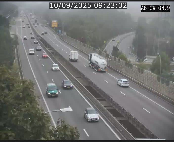<h2>Traffic live webcam Luxembourg Croix de Cessange - A6 - BK 4.9 - direction Belgique</h2>