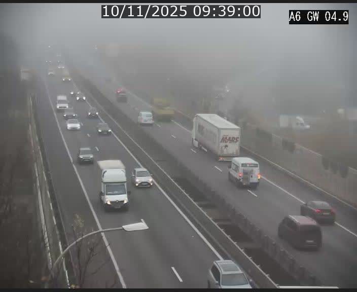 <h2>Traffic live webcam Luxembourg Croix de Cessange - A6 - BK 4.9 - direction Belgique</h2>