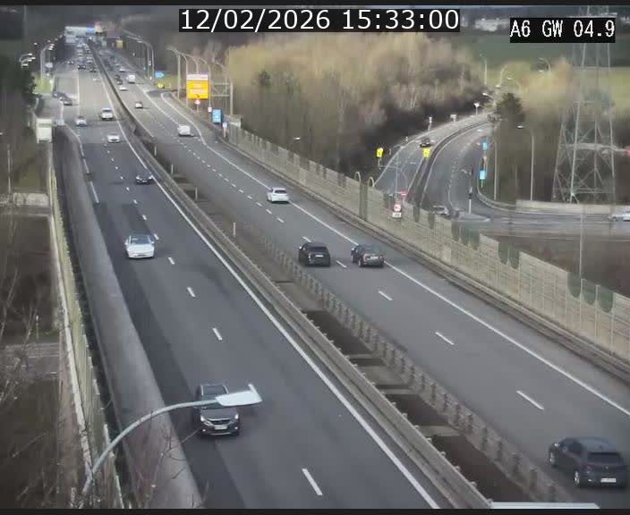 Traffic live webcam Luxembourg Croix de Cessange - A6 - BK 4.9 - direction Belgique