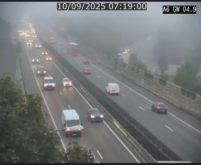 <h2>Traffic live webcam Luxembourg Croix de Cessange - A6 - BK 4.9 - direction Belgique</h2>