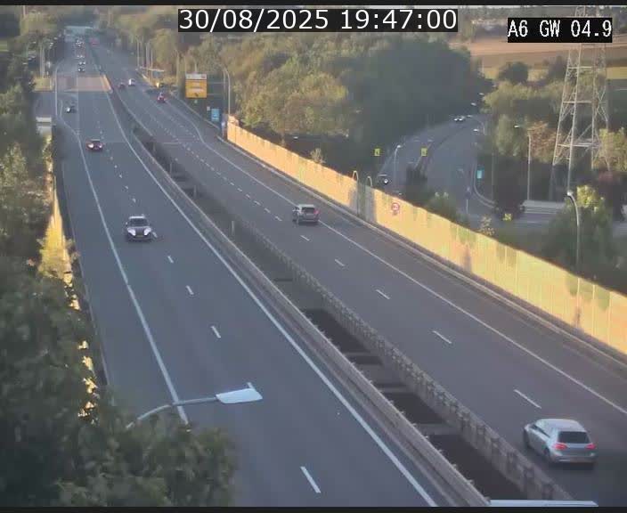 <h2>Traffic live webcam Luxembourg Croix de Cessange - A6 - BK 4.9 - direction Belgique</h2>