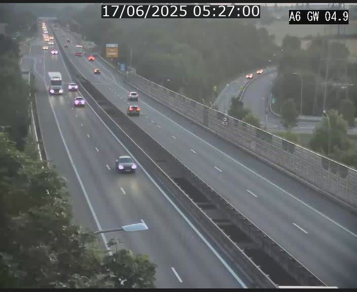 Traffic live webcam Luxembourg Croix de Cessange - A6 - BK 4.9 - direction Belgique