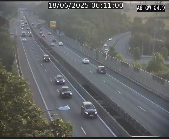 Traffic live webcam Luxembourg Croix de Cessange - A6 - BK 4.9 - direction Belgique