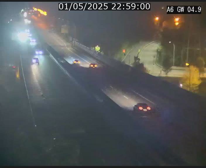 Traffic live webcam Luxembourg Croix de Cessange - A6 - BK 4.9 - direction Belgique