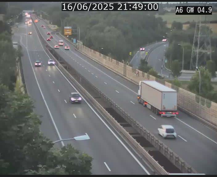 Traffic live webcam Luxembourg Croix de Cessange - A6 - BK 4.9 - direction Belgique