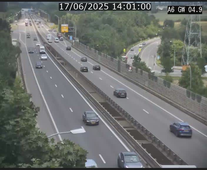 Traffic live webcam Luxembourg Croix de Cessange - A6 - BK 4.9 - direction Belgique