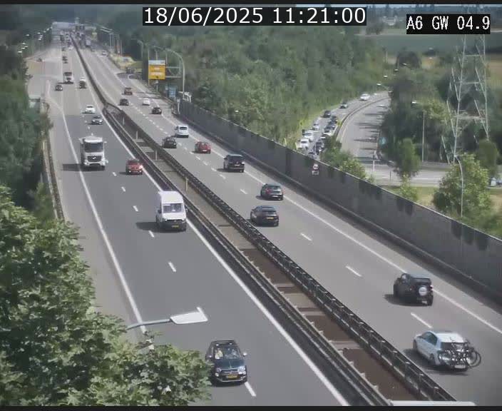 Traffic live webcam Luxembourg Croix de Cessange - A6 - BK 4.9 - direction Belgique