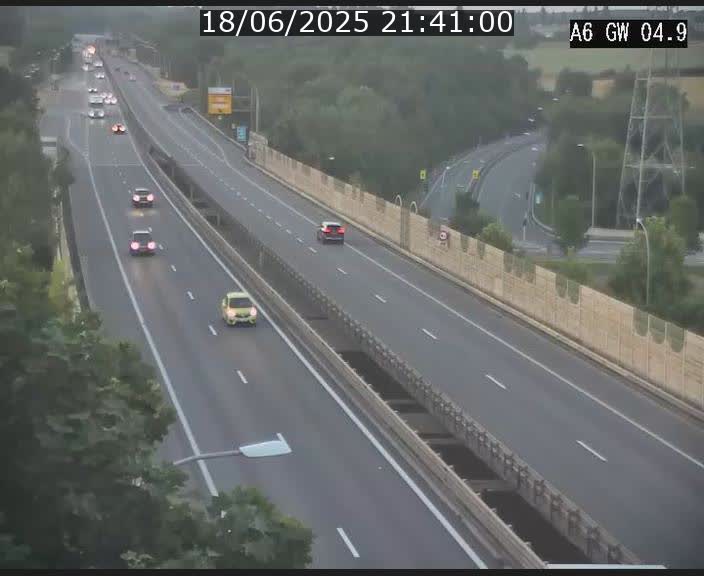 Traffic live webcam Luxembourg Croix de Cessange - A6 - BK 4.9 - direction Belgique