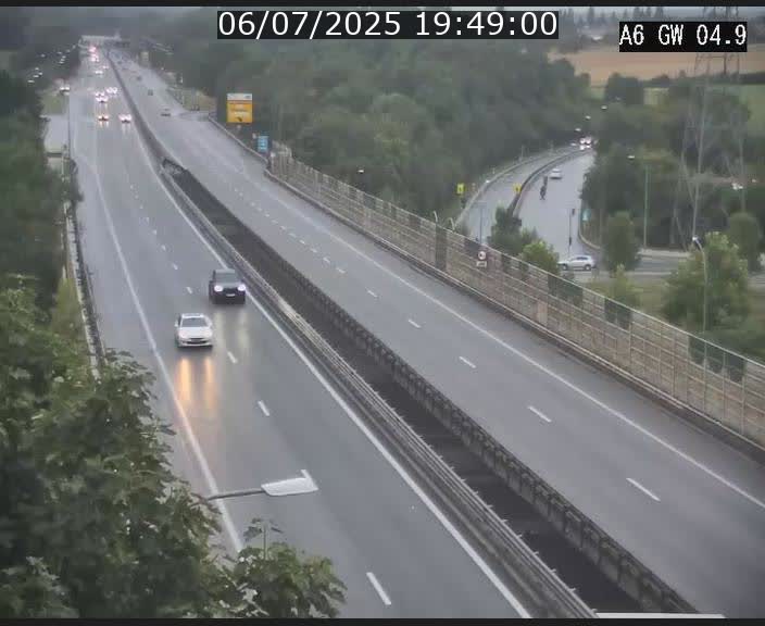 Traffic live webcam Luxembourg Croix de Cessange - A6 - BK 4.9 - direction Belgique