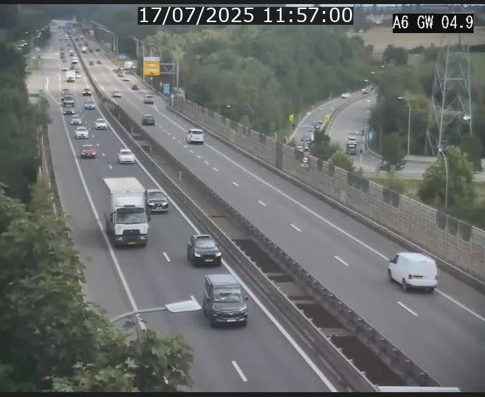 Traffic live webcam Luxembourg Croix de Cessange - A6 - BK 4.9 - direction Belgique