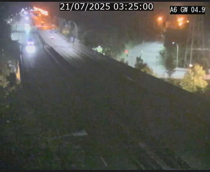 Traffic live webcam Luxembourg Croix de Cessange - A6 - BK 4.9 - direction Belgique