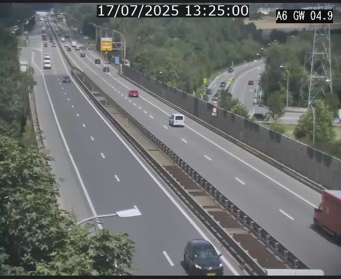 Traffic live webcam Luxembourg Croix de Cessange - A6 - BK 4.9 - direction Belgique