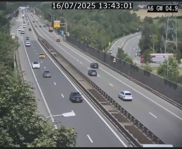 Traffic live webcam Luxembourg Croix de Cessange - A6 - BK 4.9 - direction Belgique