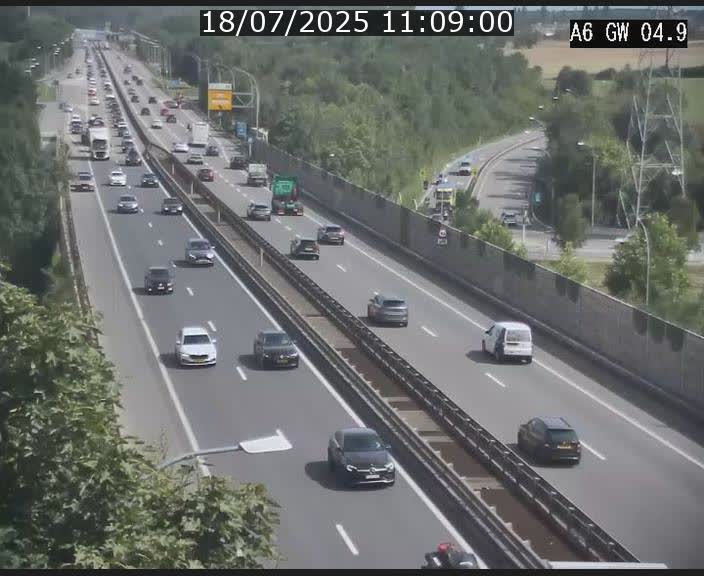 Traffic live webcam Luxembourg Croix de Cessange - A6 - BK 4.9 - direction Belgique