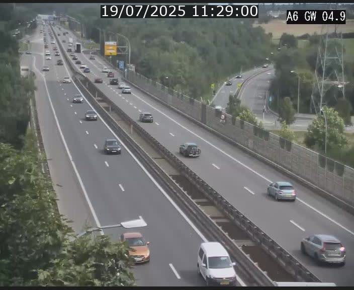 Traffic live webcam Luxembourg Croix de Cessange - A6 - BK 4.9 - direction Belgique