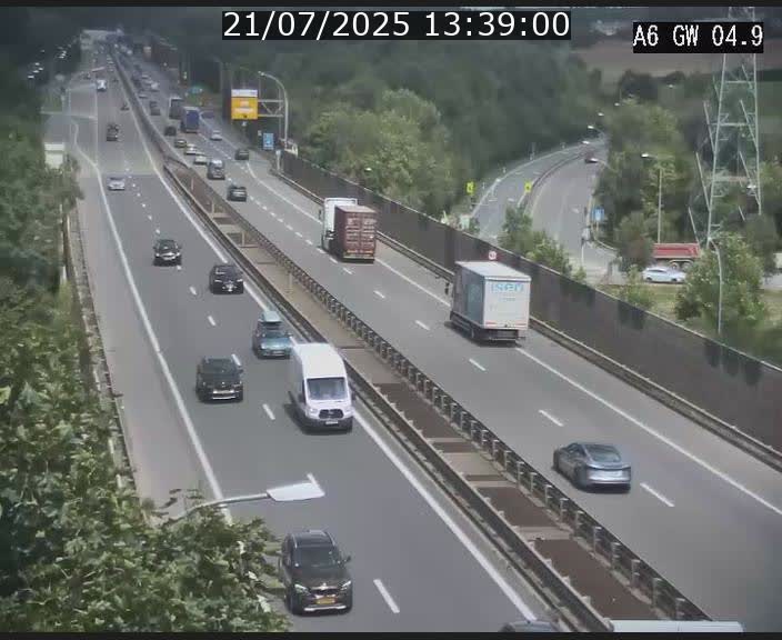 Traffic live webcam Luxembourg Croix de Cessange - A6 - BK 4.9 - direction Belgique