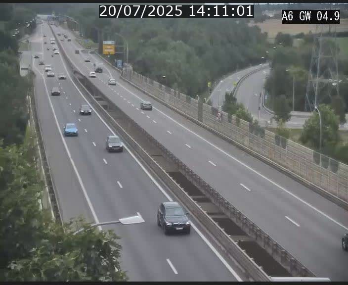 Traffic live webcam Luxembourg Croix de Cessange - A6 - BK 4.9 - direction Belgique