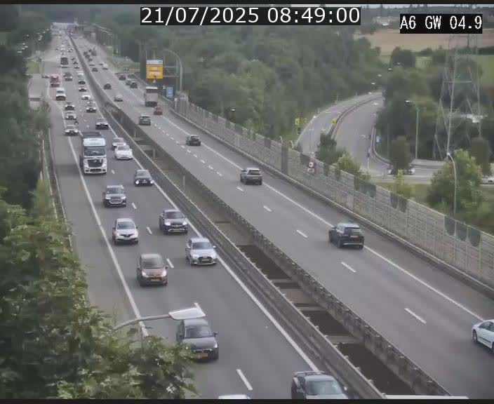 Traffic live webcam Luxembourg Croix de Cessange - A6 - BK 4.9 - direction Belgique