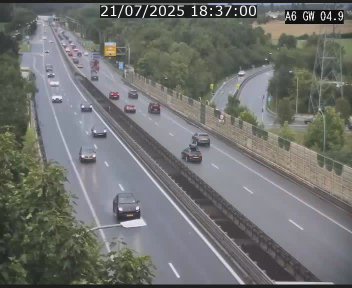Traffic live webcam Luxembourg Croix de Cessange - A6 - BK 4.9 - direction Belgique