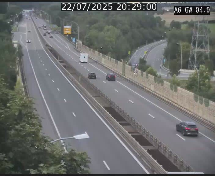 Traffic live webcam Luxembourg Croix de Cessange - A6 - BK 4.9 - direction Belgique