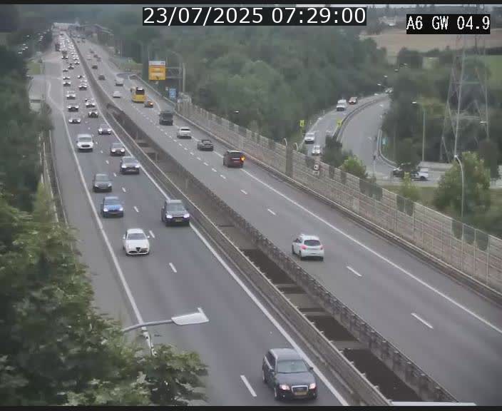 Traffic live webcam Luxembourg Croix de Cessange - A6 - BK 4.9 - direction Belgique