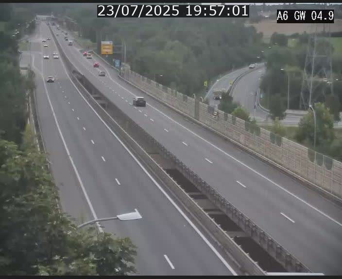Traffic live webcam Luxembourg Croix de Cessange - A6 - BK 4.9 - direction Belgique