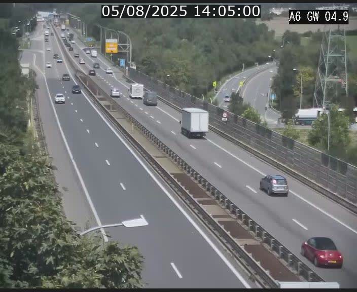 Traffic live webcam Luxembourg Croix de Cessange - A6 - BK 4.9 - direction Belgique
