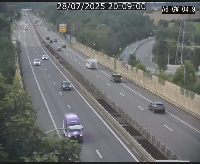 Traffic live webcam Luxembourg Croix de Cessange - A6 - BK 4.9 - direction Belgique