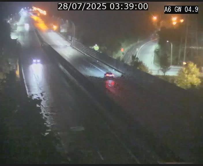 Traffic live webcam Luxembourg Croix de Cessange - A6 - BK 4.9 - direction Belgique