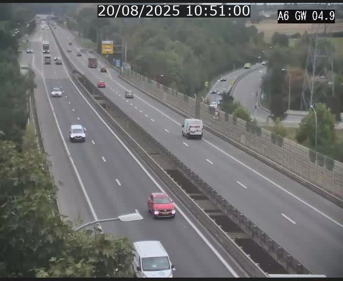 Traffic live webcam Luxembourg Croix de Cessange - A6 - BK 4.9 - direction Belgique
