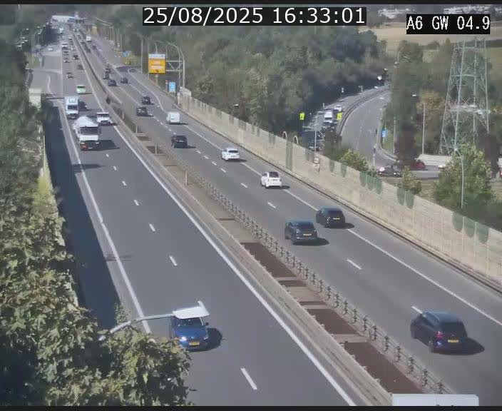 Traffic live webcam Luxembourg Croix de Cessange - A6 - BK 4.9 - direction Belgique