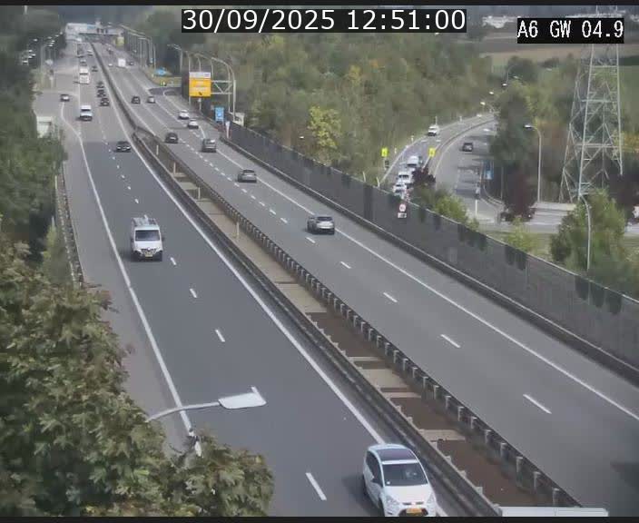 Traffic live webcam Luxembourg Croix de Cessange - A6 - BK 4.9 - direction Belgique