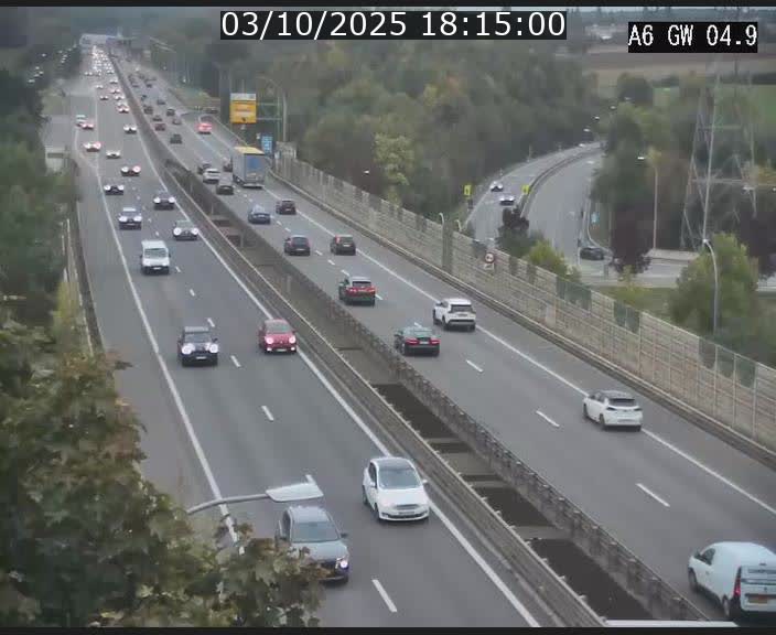 Traffic live webcam Luxembourg Croix de Cessange - A6 - BK 4.9 - direction Belgique