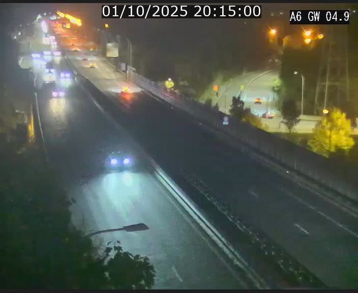 Traffic live webcam Luxembourg Croix de Cessange - A6 - BK 4.9 - direction Belgique