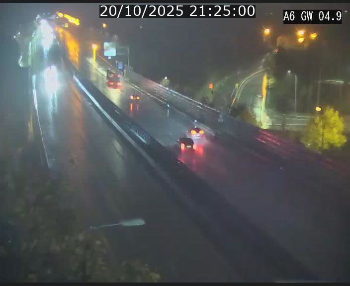 Traffic live webcam Luxembourg Croix de Cessange - A6 - BK 4.9 - direction Belgique