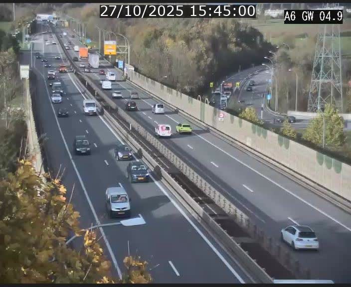 Traffic live webcam Luxembourg Croix de Cessange - A6 - BK 4.9 - direction Belgique
