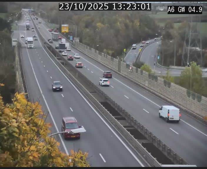 Traffic live webcam Luxembourg Croix de Cessange - A6 - BK 4.9 - direction Belgique