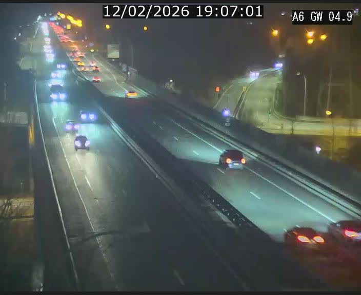 Traffic live webcam Luxembourg Croix de Cessange - A6 - BK 4.9 - direction Belgique